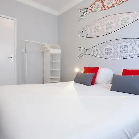 Guestready - Large Family With Private Terrace Near Alfama Lisboa