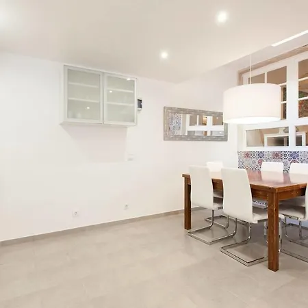 Guestready - Large Family With Private Terrace Near Alfama Apartamento Lisboa