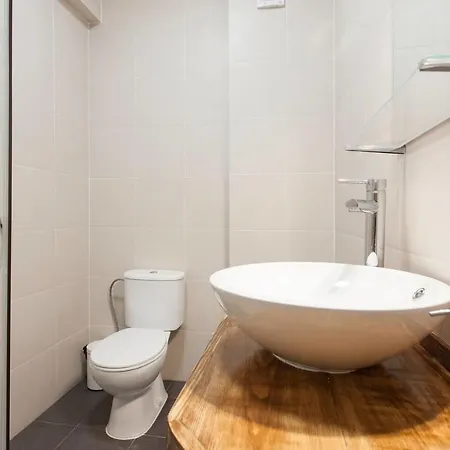Guestready - Large Family With Private Terrace Near Alfama Apartamento *